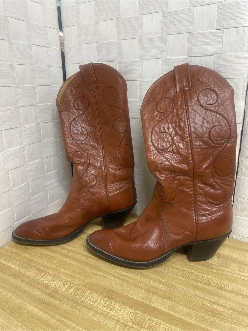 Nocona 7B Women’s Red Brown Leather Cowboy Western Boots Dance Rodeo USA